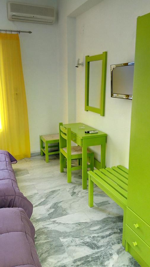 Siren Rooms And Apartments Paros Dış mekan fotoğraf
